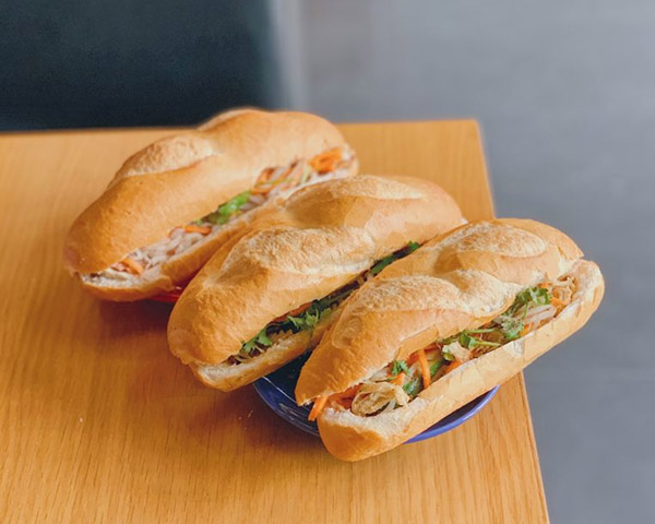 bánh mì chả bò